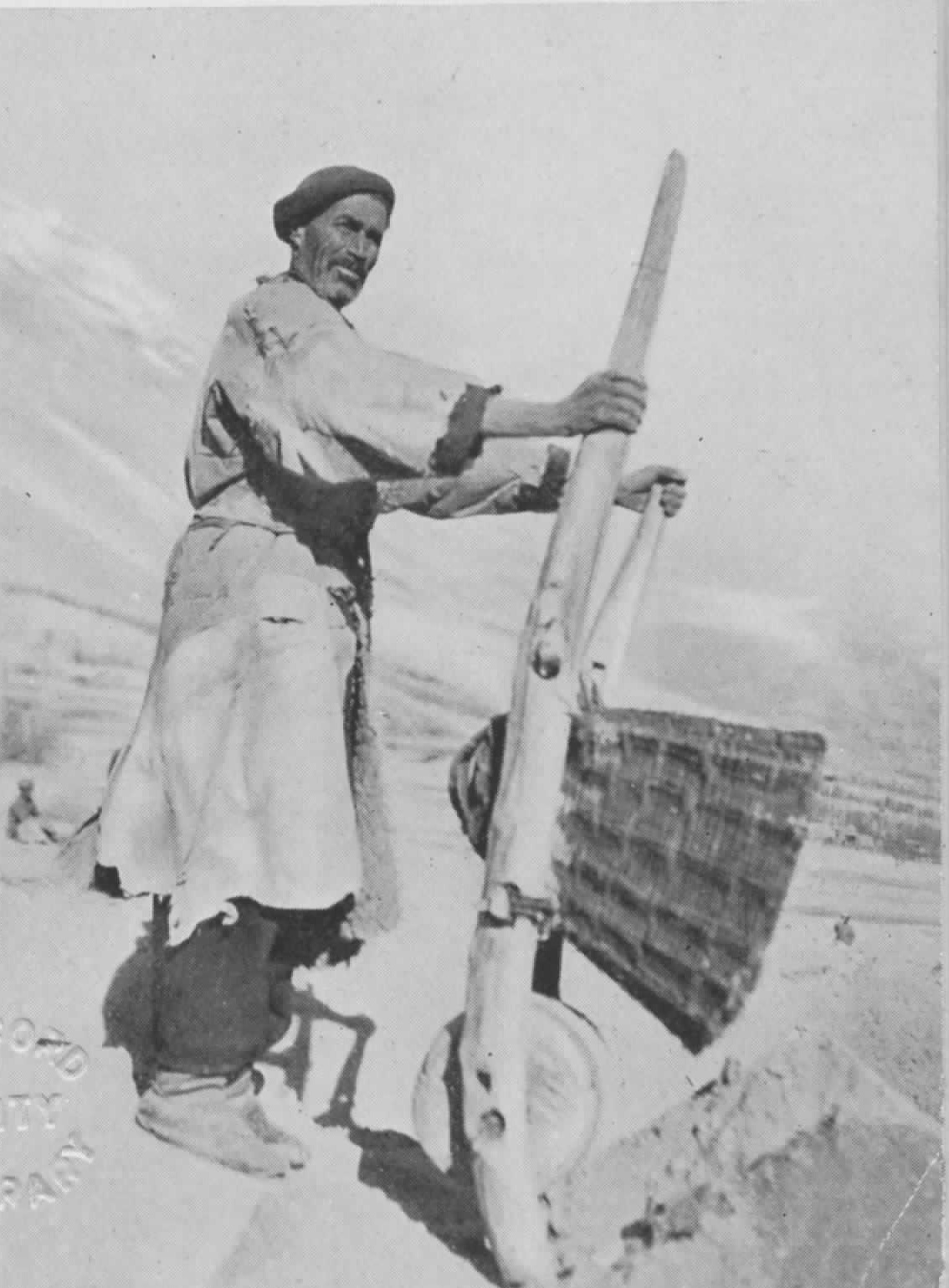 Le seul type de véhicule à roue au Hunza : une brouette