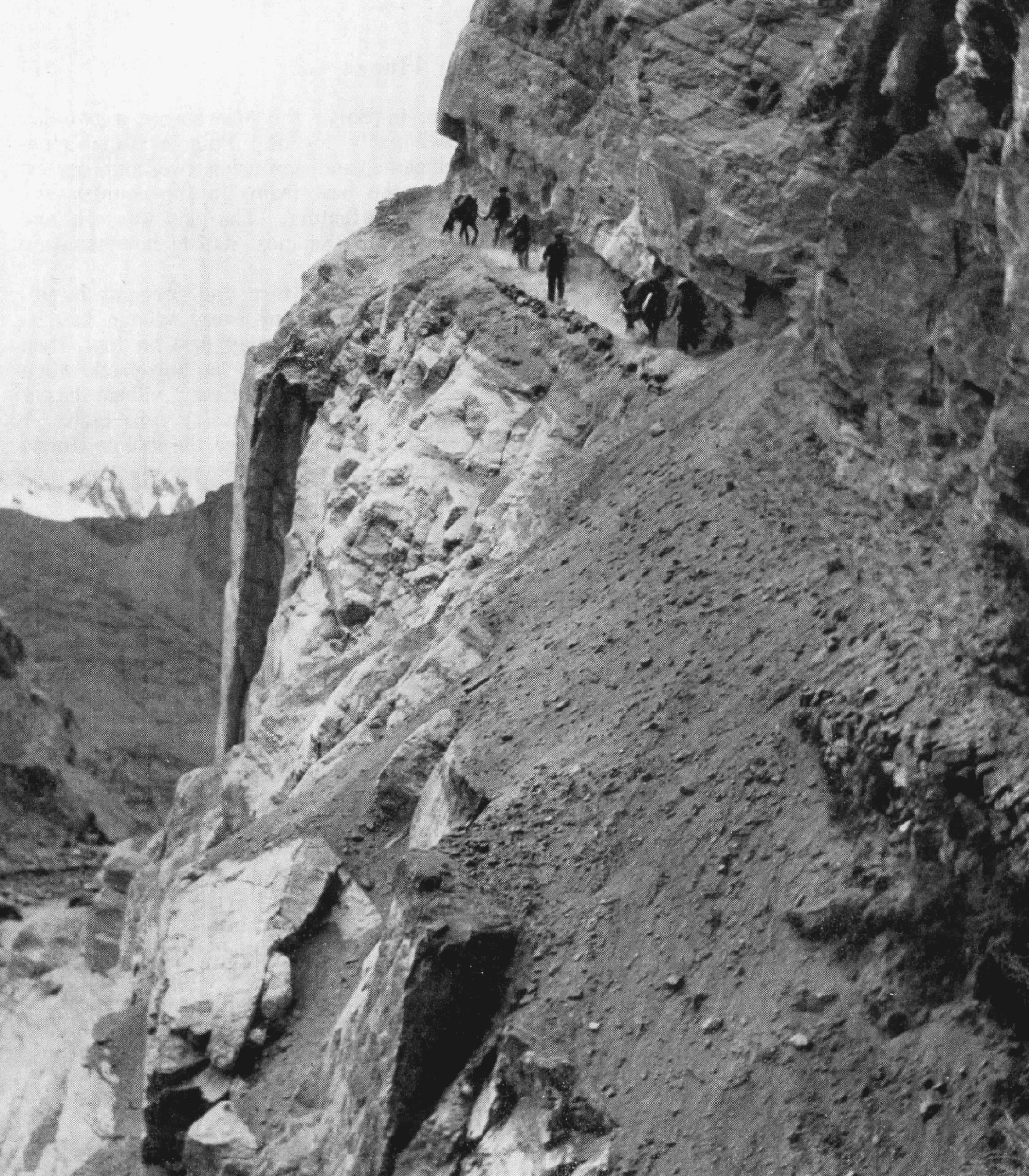 Hunza - À leur retour vers Gilgit, une avalanche est tombée entre Franc Shor et sa femme